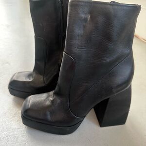 Steve Madden Black Leather Platform Boots